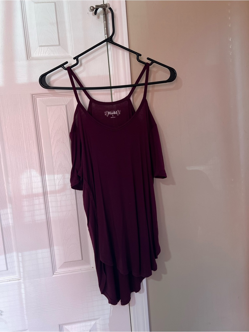 Mudd burgundy Cold-Shoulder Cami